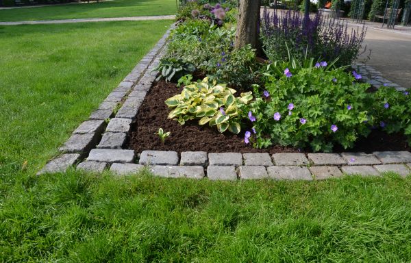 Stone Edging Installation in Saint Johns